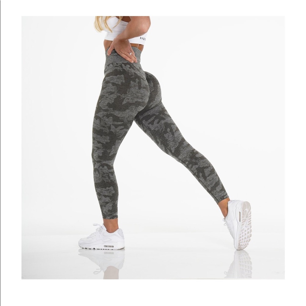 NVGTN Khaki green camo leggings